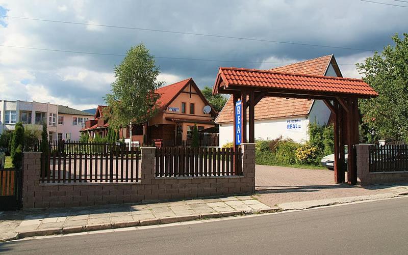 Penzion Real Žiar Eksteriør billede